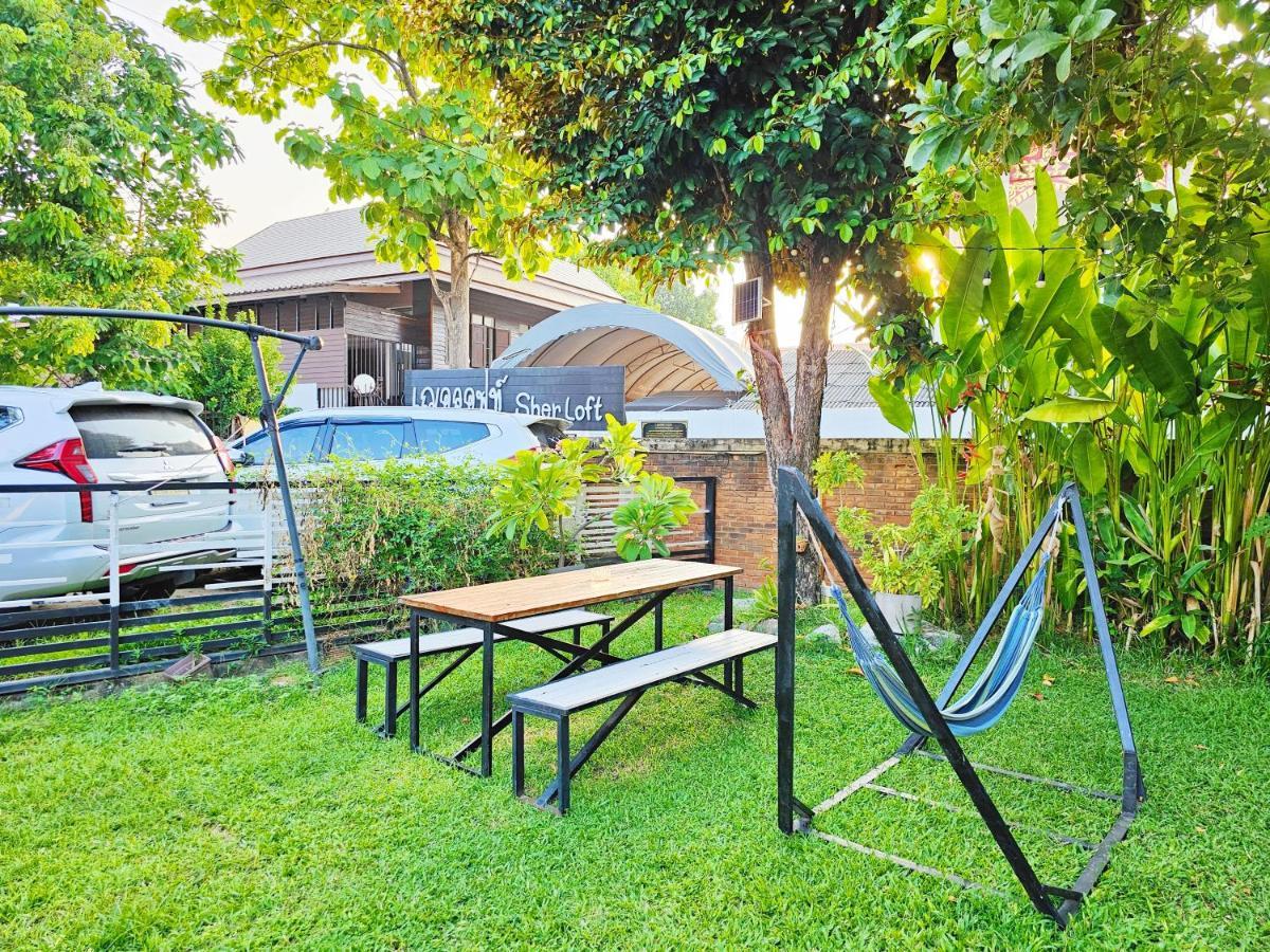 Sherloft Home & Hostel Chiang Mai Exterior foto