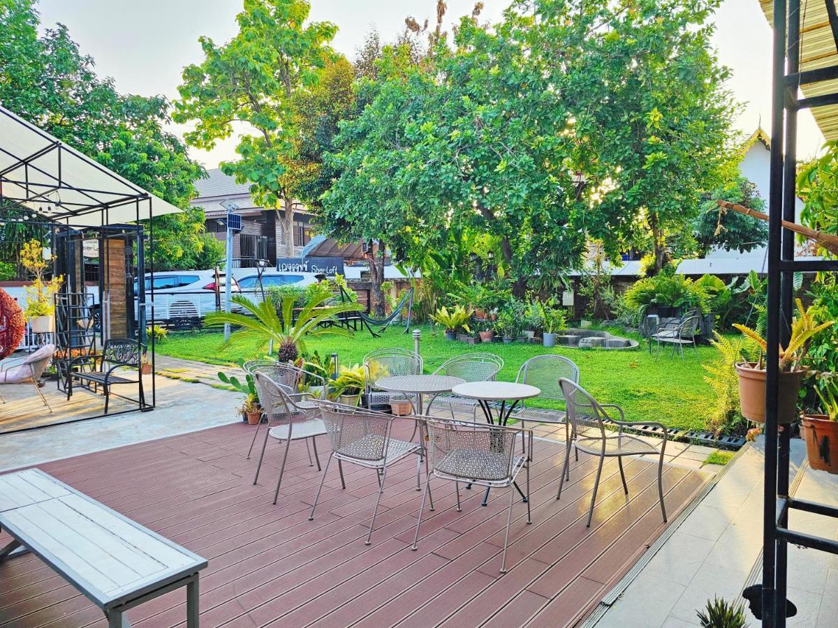 Sherloft Home & Hostel Chiang Mai Exterior foto
