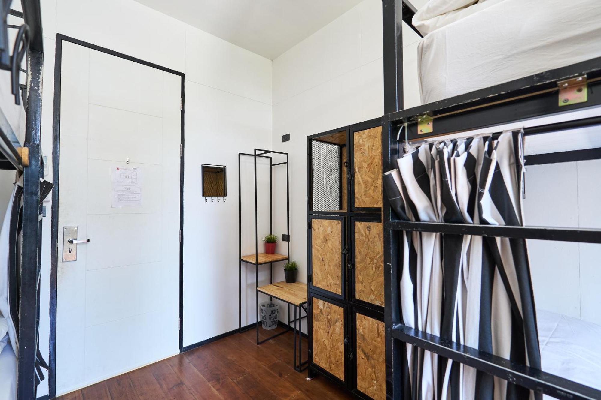 Sherloft Home & Hostel Chiang Mai Exterior foto